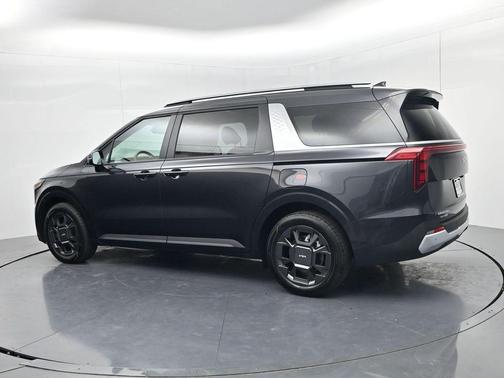 Metal 2026 Kia Carnival Hybrid EX