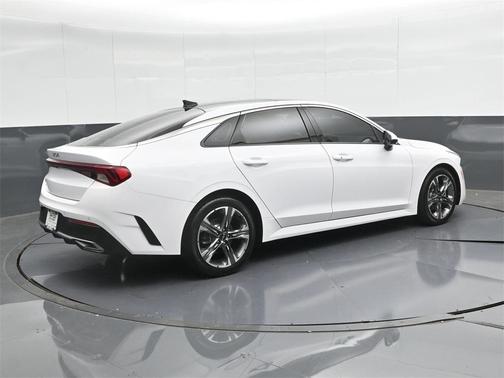 2022 Kia K5 EX