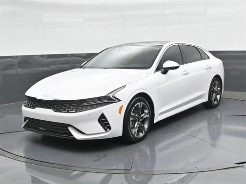 2022 Kia K5 EX