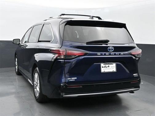 2024 Toyota Sienna Limited