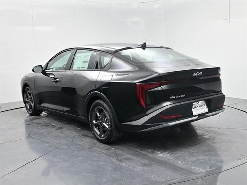 2026 Kia K4 