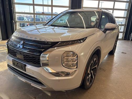 2022 Mitsubishi Outlander SEL