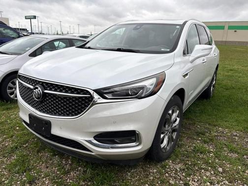 White Frost Tri-Coat 2018 Buick Enclave Avenir
