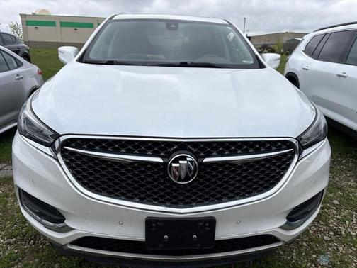 White Frost Tri-Coat 2018 Buick Enclave Avenir