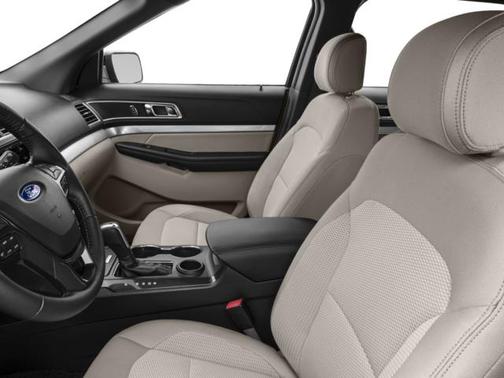 Ingot Silver 2017 Ford Explorer XLT