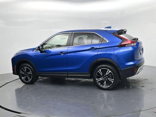 Lightning Blue Metallic 2025 Mitsubishi Eclipse Cross SE