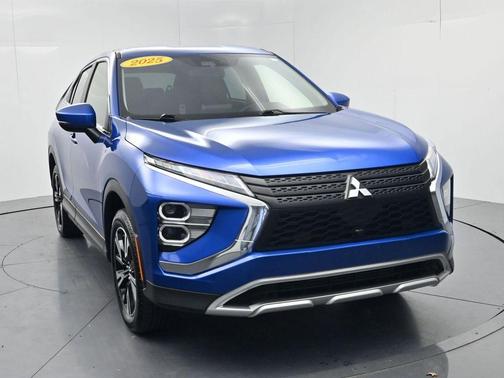 Lightning Blue Metallic 2025 Mitsubishi Eclipse Cross SE