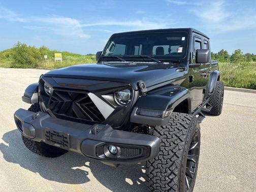 Black Clearcoat 2021 Jeep Gladiator Sport