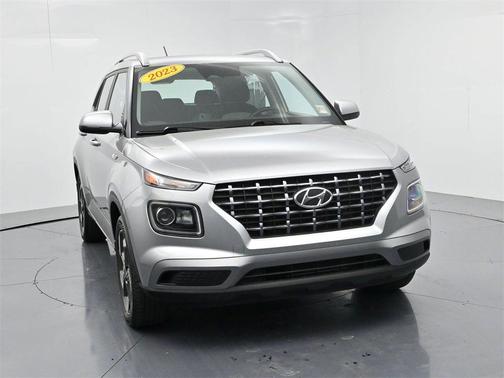 2023 Hyundai VENUE SEL