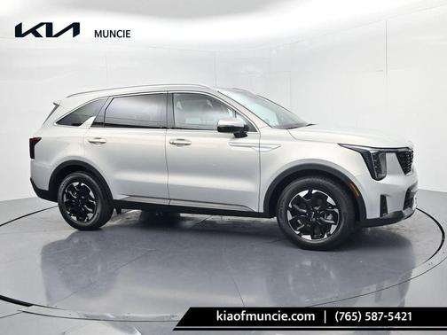 Ivory Silver 2026 Kia Sorento S