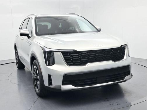 Ivory Silver 2026 Kia Sorento S