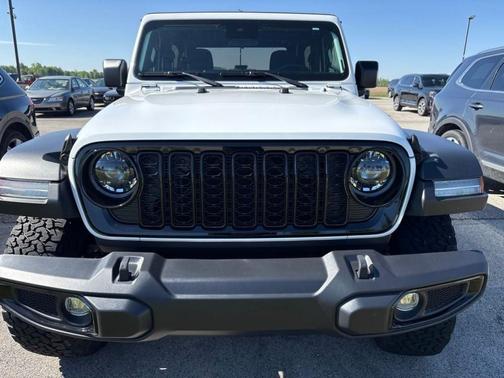 Bright White Clearcoat 2024 Jeep Wrangler Sport