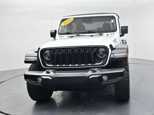 Bright White Clearcoat 2024 Jeep Wrangler Sport