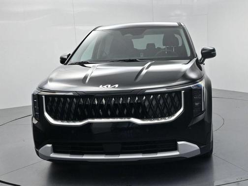 Aurora Black Pearl 2026 Kia Carnival LXS