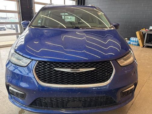 2021 Chrysler Pacifica Touring-L