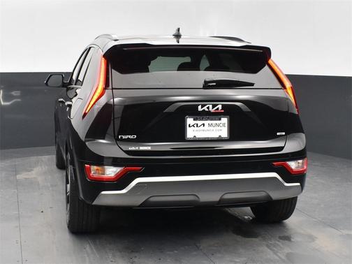 2025 Kia Niro EX Touring