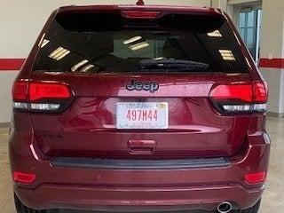 Photo 5 of 7 of 2020 Jeep Grand Cherokee Altitude