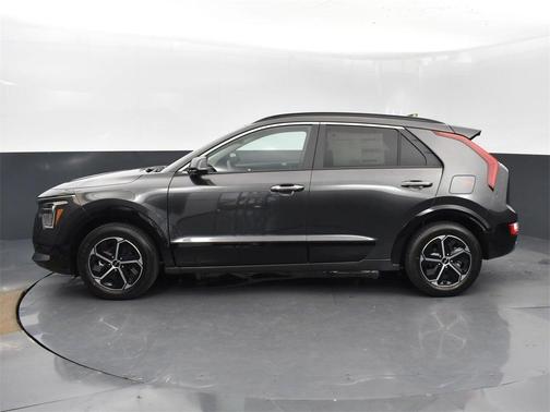 2025 Kia Niro SX