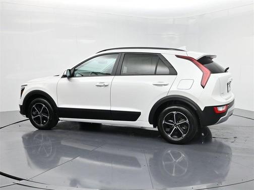 2025 Kia Niro EX