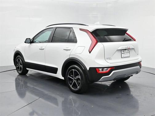2025 Kia Niro EX