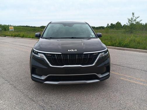 Metal 2022 Kia Carnival LXS