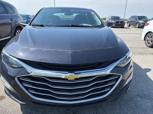 Dark Ash Metallic 2023 Chevrolet Malibu LT