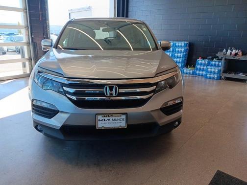 2018 Honda Pilot EX