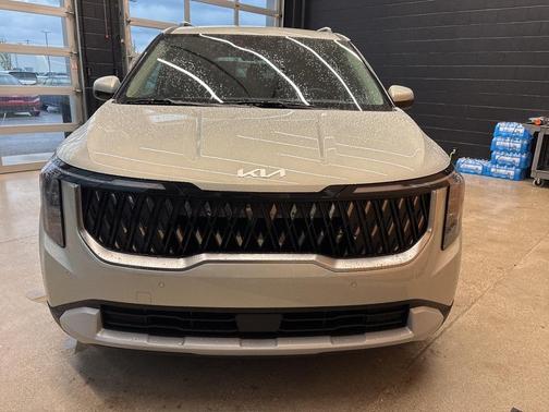 2025 Kia Carnival EX