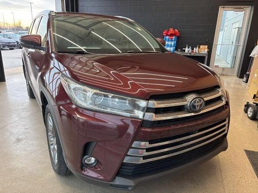 2019 Toyota Highlander Hybrid Limited Platinum