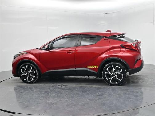2021 Toyota C-HR XLE