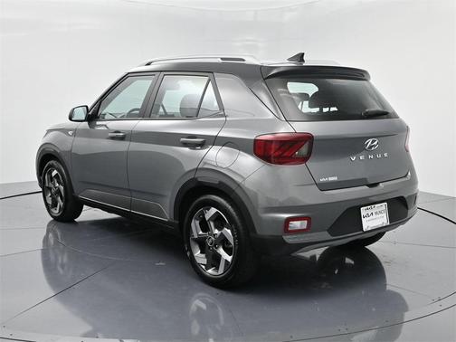 2022 Hyundai VENUE Limited