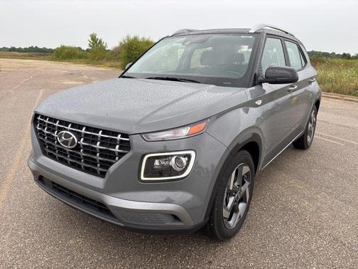 2022 Hyundai VENUE Limited