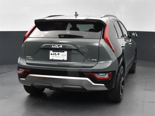 2025 Kia Niro SX Touring