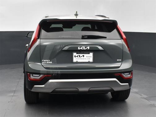 2025 Kia Niro SX Touring
