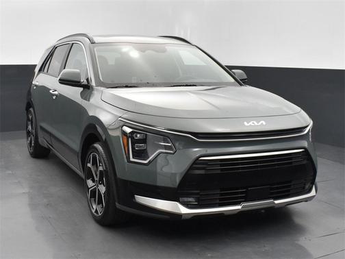 2025 Kia Niro SX Touring