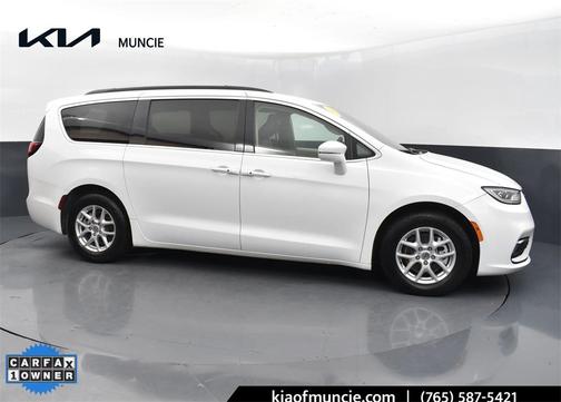 2022 Chrysler Pacifica Touring-L