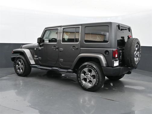 2018 Jeep Wrangler JK Unlimited Sahara