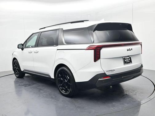 Snow White Pearl 2025 Kia Carnival Hybrid SX PRESTIGE