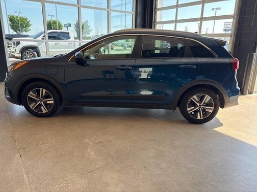 2020 Kia Niro Plug-In Hybrid LXS