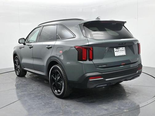 Green 2026 Kia Sorento Hybrid X-LINE SX PRESTIGE