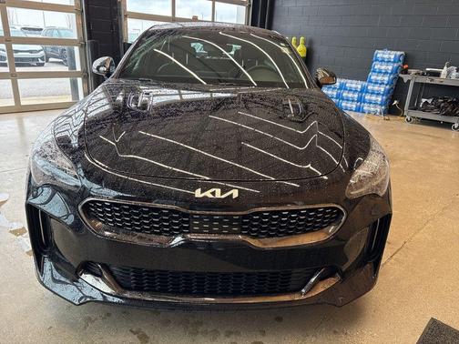 2023 Kia Stinger GT-Line
