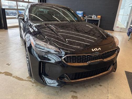 2023 Kia Stinger GT-Line