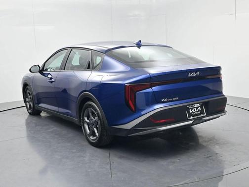 Deep Sea Blue 2025 Kia K4