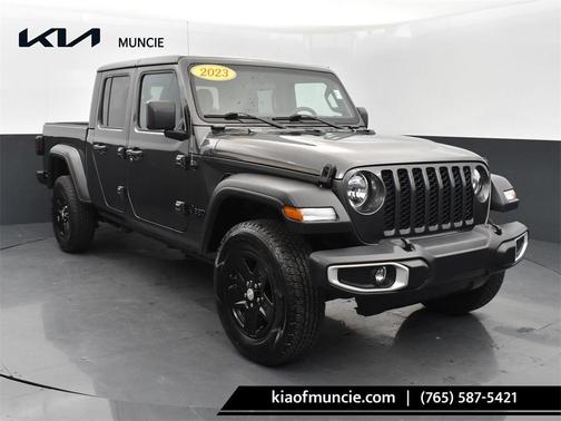 2023 Jeep Gladiator Sport