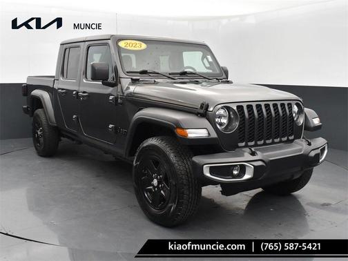 2023 Jeep Gladiator Sport
