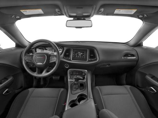 Pitch Black Clearcoat 2016 Dodge Challenger SXT