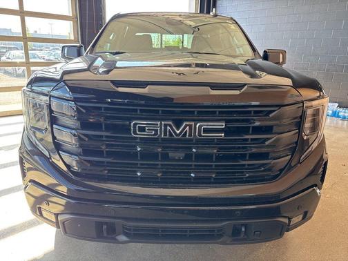 Onyx Black 2025 GMC Sierra 1500 Elevation