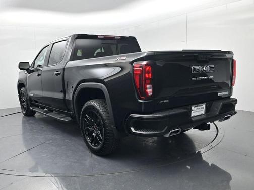Onyx Black 2025 GMC Sierra 1500 Elevation