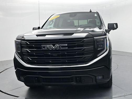 Onyx Black 2025 GMC Sierra 1500 Elevation