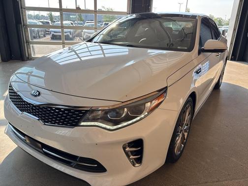 2017 Kia Optima SXL Turbo